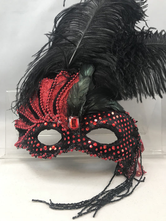 Erte, Red image 0