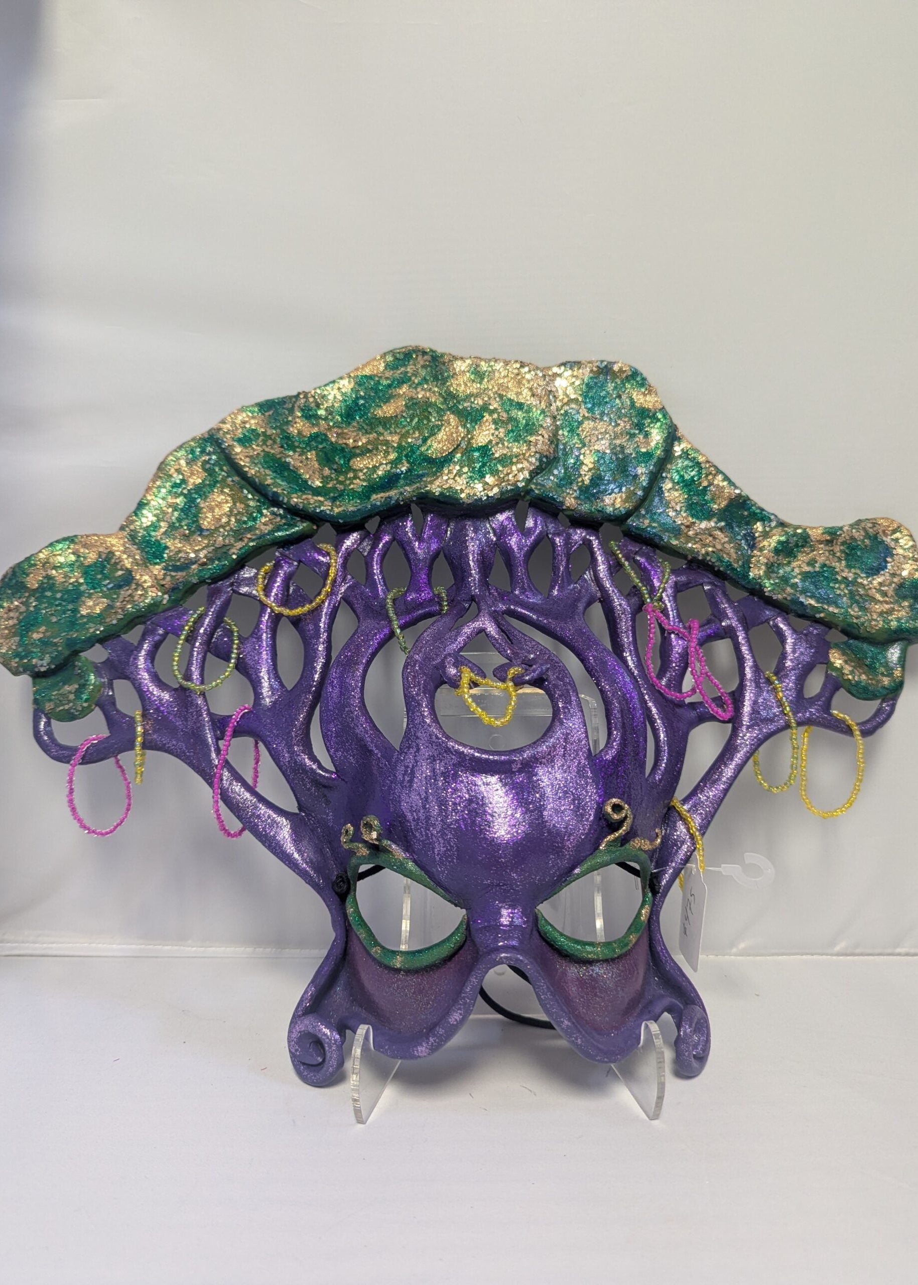 Bead Tree Mask image 0